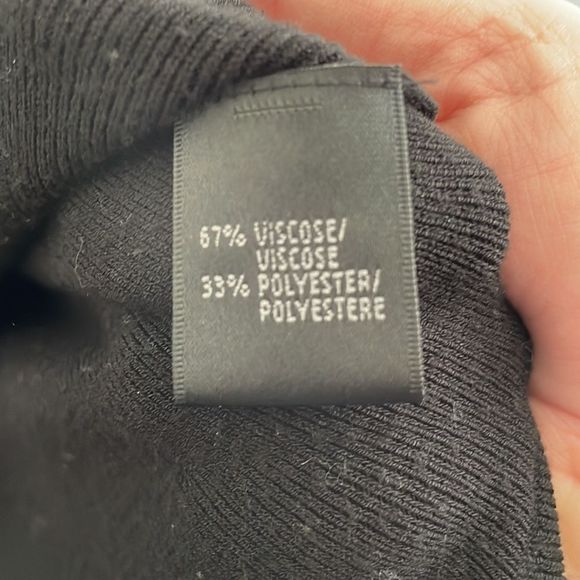 Lafayette 148, New York black sweater no sleeves size 2X - Picture 4 of 5